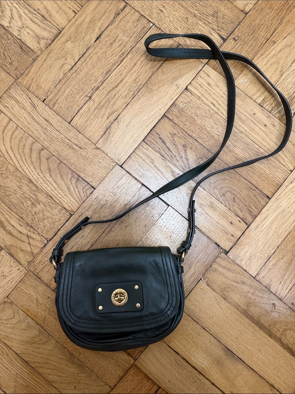 Marc Jacob’s Dark green Leather Crossbody Bag with Gold Turn-Lock
